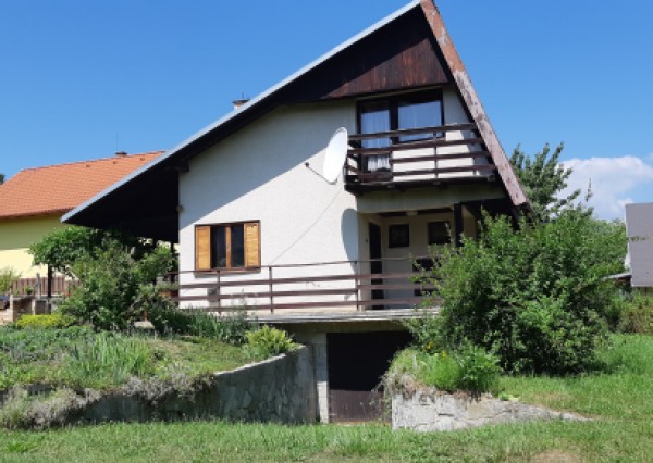 Predaj chaty s rozsiahlym pozemkom, okres Prešov