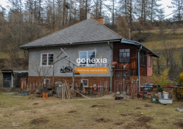 Útulný vidiecky domček na samote v obci Oľšavica